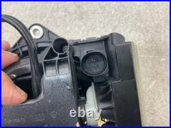 2025 VOLKSWAGEN T-ROC REAR LIFTGATE EMBLEM HANDLE WithREAR VIEW CAMERA OEM