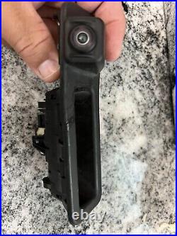 BMW 3 G20 330i 2019 Rear View Camera Boot Handle 7405635 7405634 13948392 T22