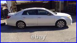 Camera/Projector Rear View Camera Decklid Mounted Fits 11 AVALON 327614 Camera/Projector Rear View Camera Decklid Mounted Fits 11 AVALON 327614