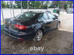 Camera/Projector Rear View Camera Fits 15-18 JETTA 3019151