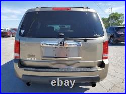 Camera/Projector Rear View Camera Gate Mounted EX-L Fits 10-11 PILOT 2619519 Camera/Projector Rear View Camera Gate Mounted EX-L Fits 10-11 PILOT 2619519