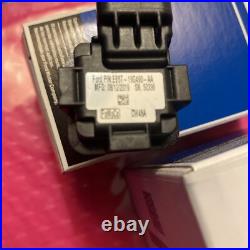 OEM 2011 2015 Ford Explorer Rear View Camera Back Up Safety Camera EB5Z19G490A OEM 2011 2015 Ford Explorer Rear View Camera Back Up Safety Camera EB5Z19G490A