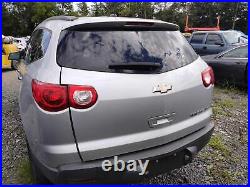 Used Deck Lid fits 2011 Chevrolet Traverse witho power lift witho rear view camera