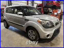Used Deck Lid fits 2012 Kia Soul withprivacy tint glass witho rear view camera Grad