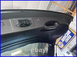 Used Deck Lid fits 2013 Hyundai Santa fe SWB Sport withrear view camera witho navig Used Deck Lid fits 2013 Hyundai Santa fe SWB Sport withrear view camera witho navig