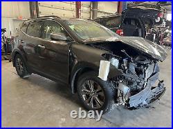 Used Deck Lid fits 2013 Hyundai Santa fe SWB Sport withrear view camera witho navig Used Deck Lid fits 2013 Hyundai Santa fe SWB Sport withrear view camera witho navig