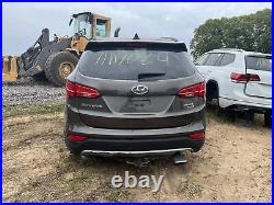 Used Deck Lid fits 2013 Hyundai Santa fe SWB Sport withrear view camera witho navig Used Deck Lid fits 2013 Hyundai Santa fe SWB Sport withrear view camera witho navig