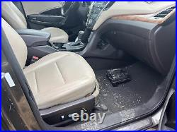Used Deck Lid fits 2013 Hyundai Santa fe SWB Sport withrear view camera witho navig Used Deck Lid fits 2013 Hyundai Santa fe SWB Sport withrear view camera witho navig
