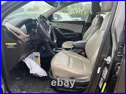 Used Deck Lid fits 2013 Hyundai Santa fe SWB Sport withrear view camera witho navig Used Deck Lid fits 2013 Hyundai Santa fe SWB Sport withrear view camera witho navig