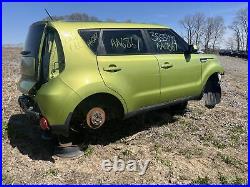 Used Deck Lid fits 2015 Kia Soul withprivacy tint glass witho rear view camera Grad