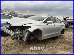 Used Deck Lid fits 2016 Ford Fusion rear view camera witho spoiler Grade A